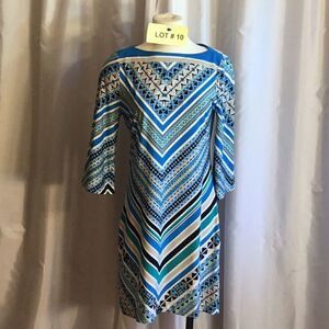 Geo patterned dress in multi colors in size 4 by BEIGE